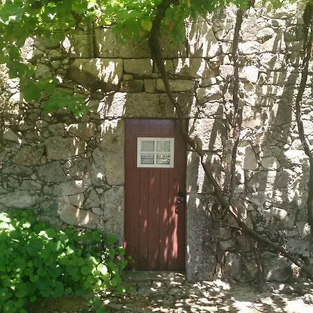 Κατάλυμα σε φάρμα Estabulo De Valinhas Vitorino dos Piães